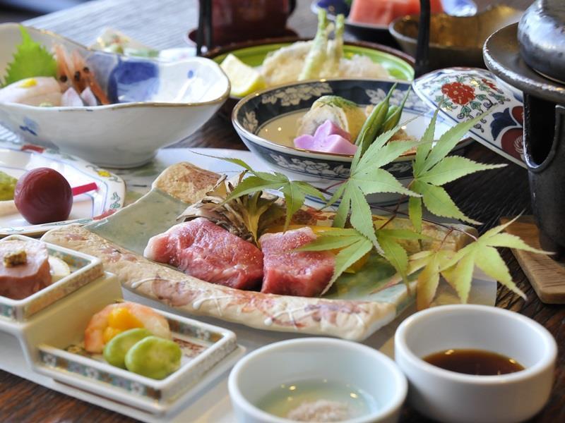 Miyahama Grand Hotel Hatsukaichi Ngoại thất bức ảnh